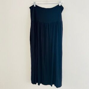 Simiu Black Midi Skirt 3XL